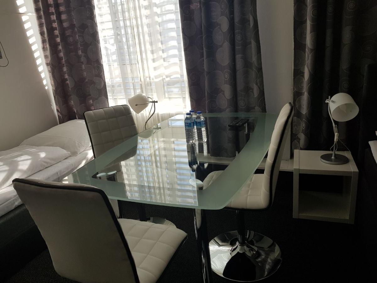 Hotel Wandsbek Гамбург Экстерьер фото