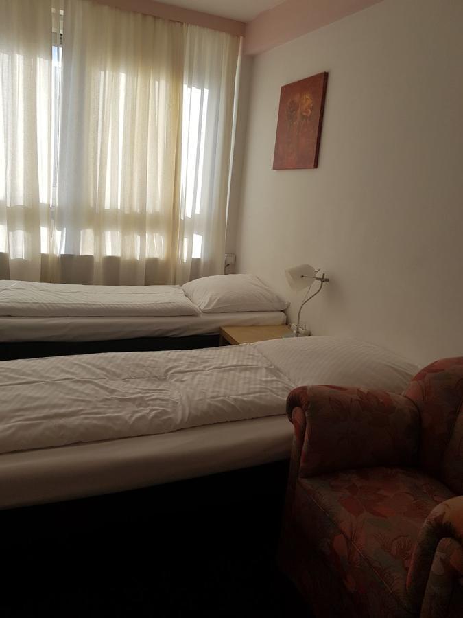 Hotel Wandsbek Гамбург Экстерьер фото