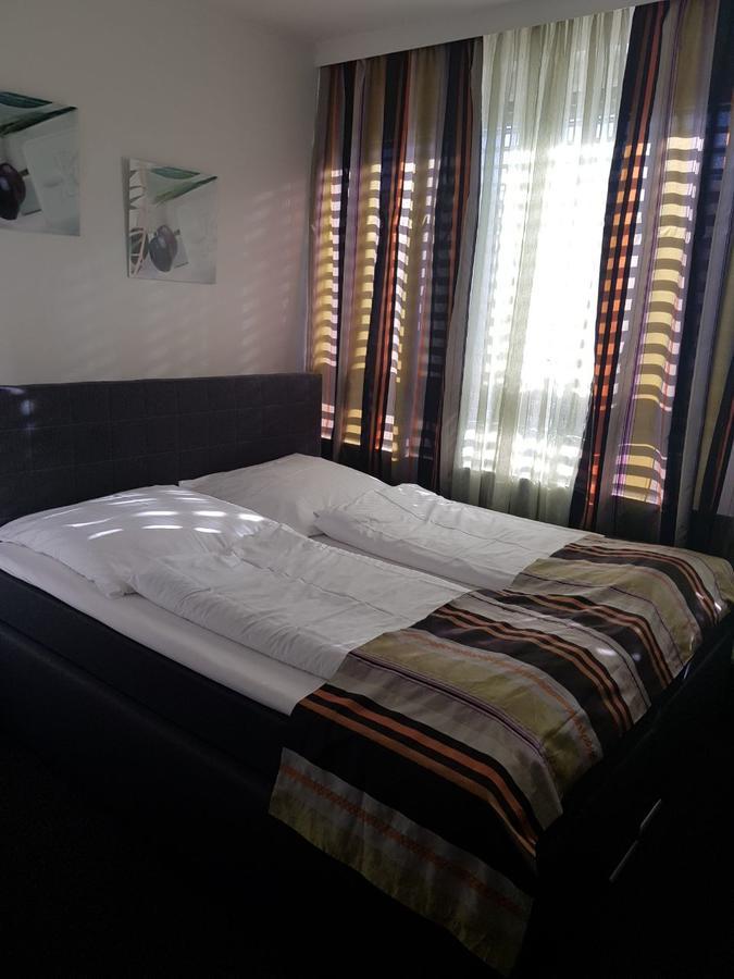 Hotel Wandsbek Гамбург Экстерьер фото