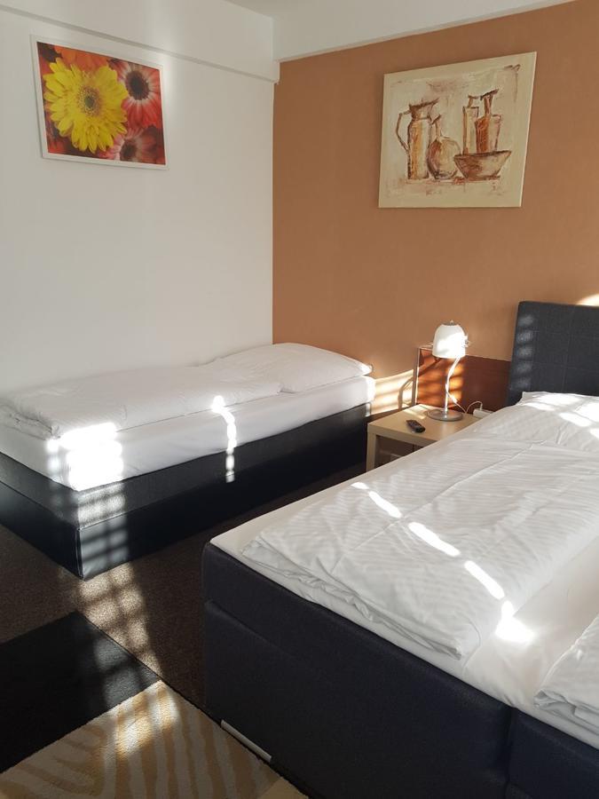 Hotel Wandsbek Гамбург Экстерьер фото